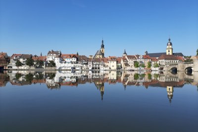 Was kostet die Reservierung eines Wunschkennzeichens KT für Landkreis Kitzingen